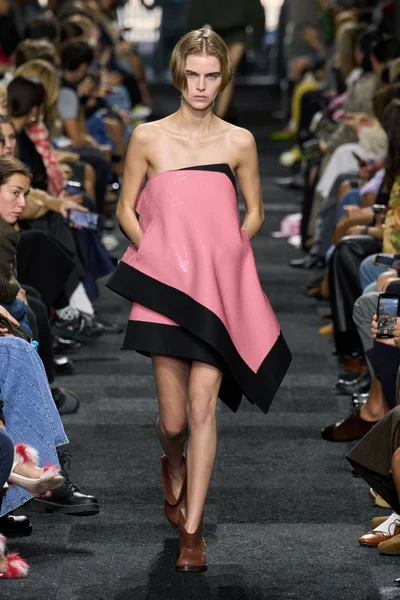 Look 34